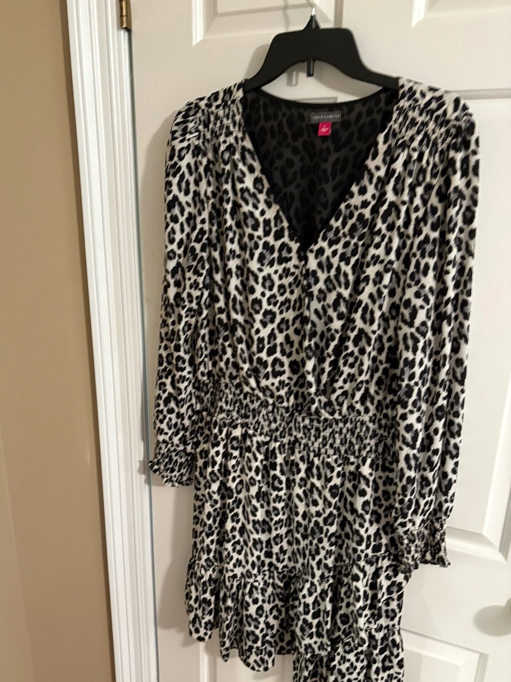 Vince Camuto Black and White Leopard Print Long Sleeve Dress